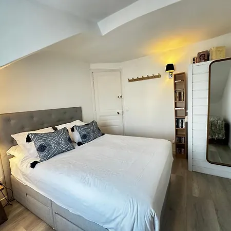 Cosy Chelles Apartment *